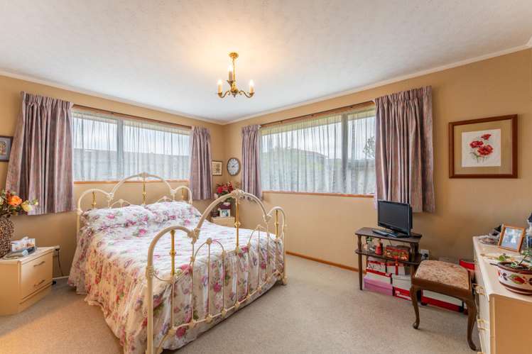 1 Orielton Place Gleniti_8