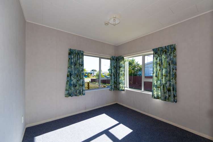 11 Jellicoe Place Tamatea_5
