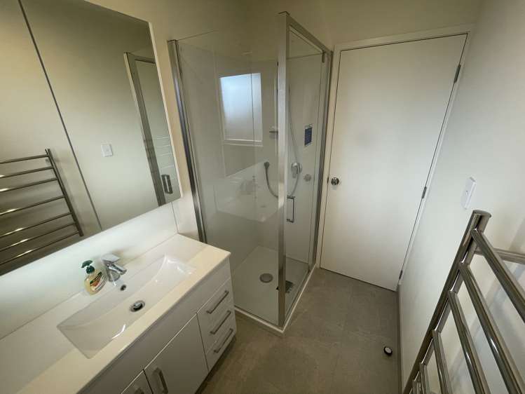 1/14 Innisfree Drive Ellerslie_6