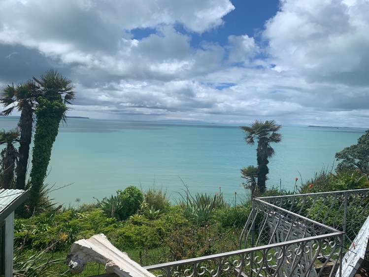 12 Cliff Road Torbay_5