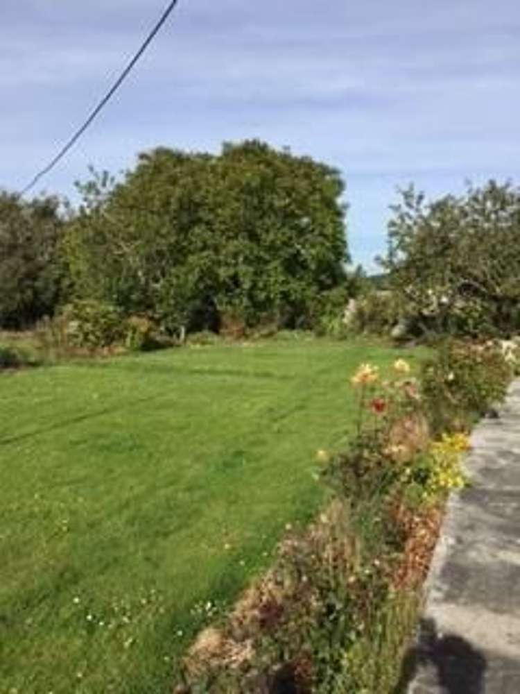 11 May Street Clinton and Surrounds_8