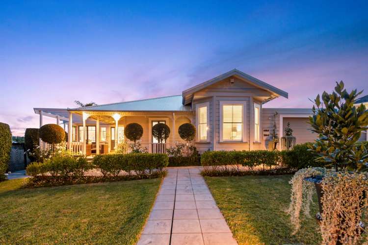 71 Beach Road Mellons Bay_39