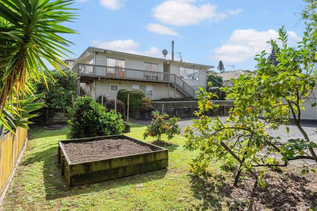 168 Edmonton Road Te Atatu South_3