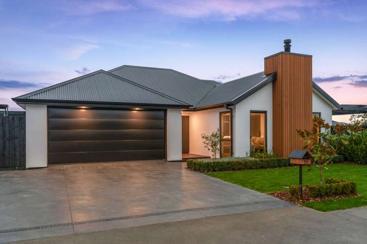 196 Southfield Drive Lincoln_1