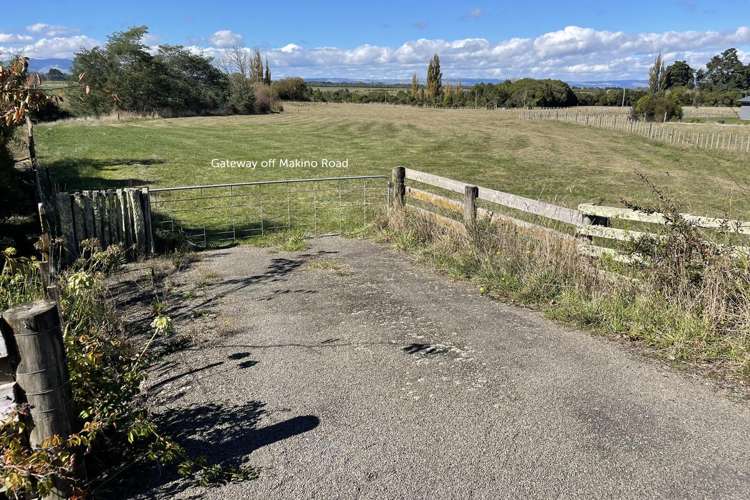 20 Bell Road West Feilding_13