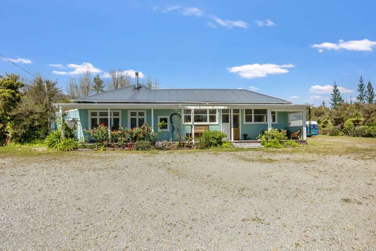 2/831 Fairdown Road_0