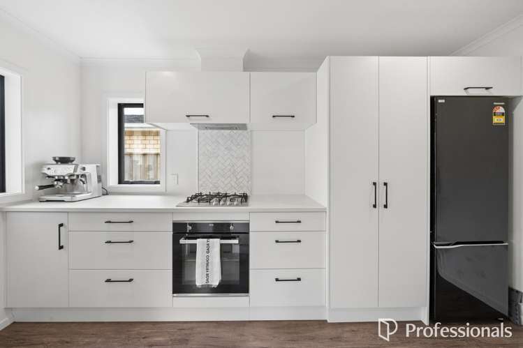 17 Ford Road_2