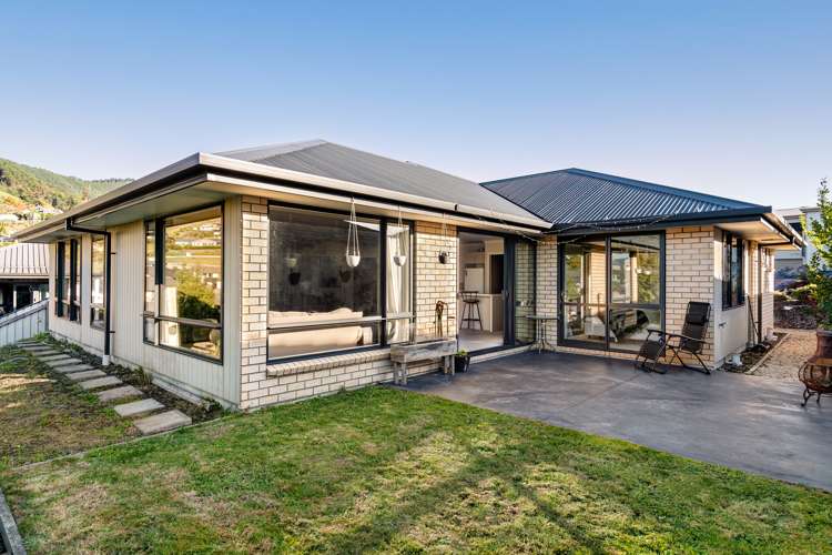 2 Olympus Way Richmond_12