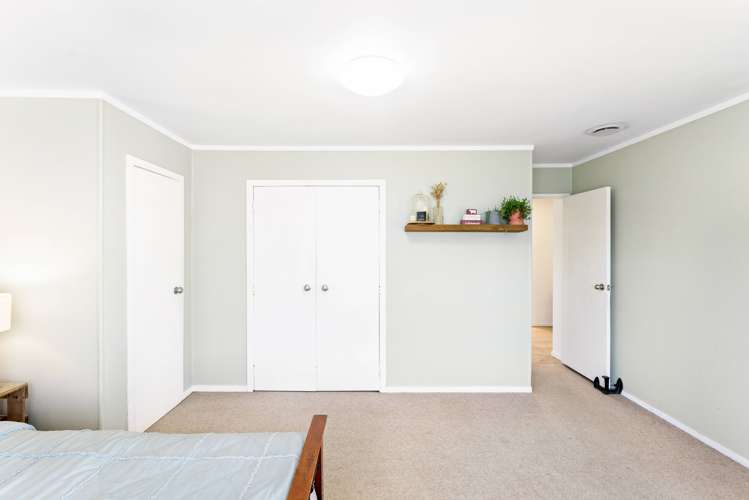 1/4 Wickstead Place Massey_15