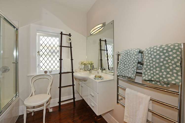 20 Colin Grove Lower Hutt_22