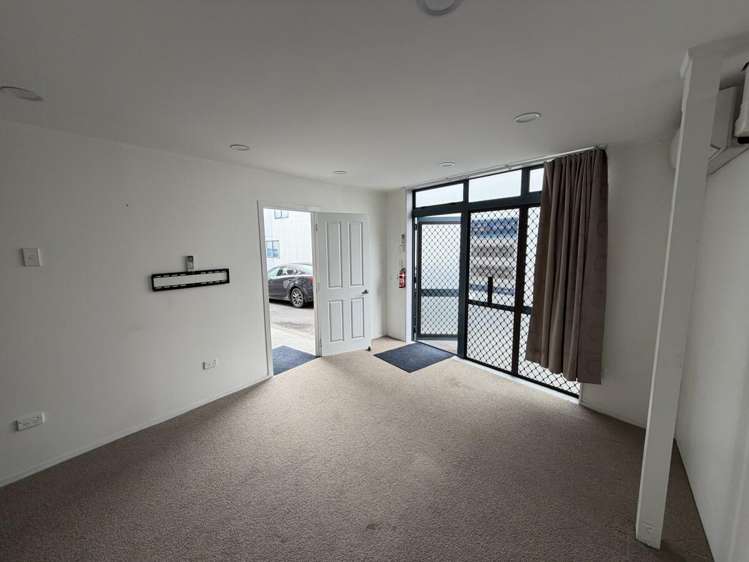 13/9 Westech Place Glen Eden_5