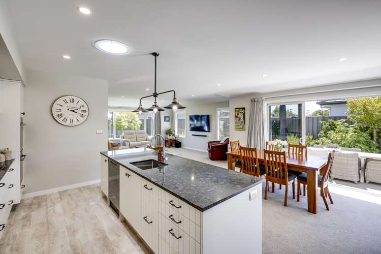 6 Pelorus Avenue Poraiti_6