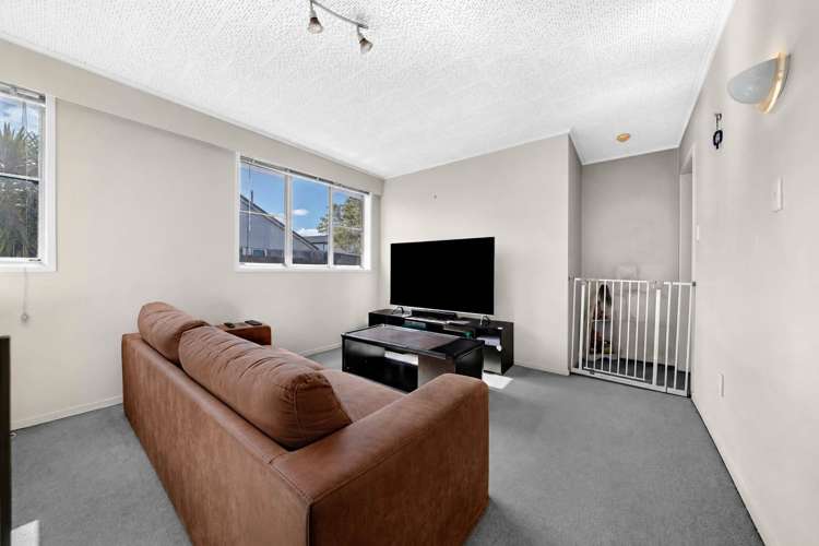 8 Goad Crescent Hillsborough_20