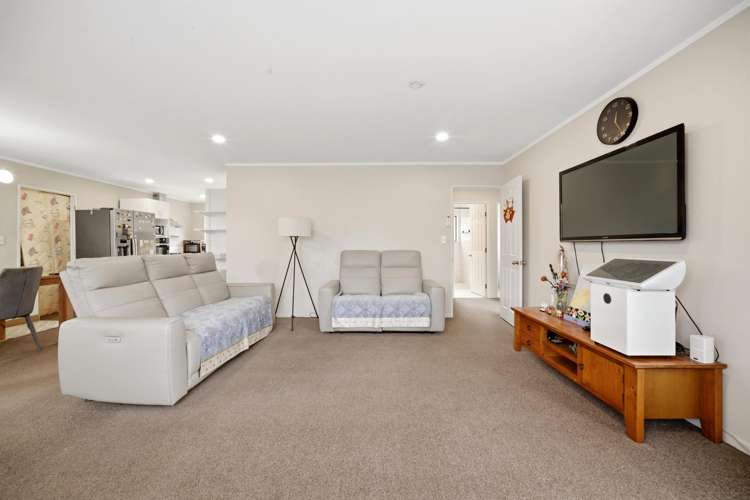 30 Ginders Drive Massey_5