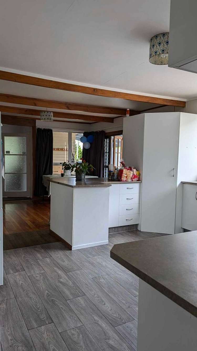 8 Stirling Street Te Aroha_12