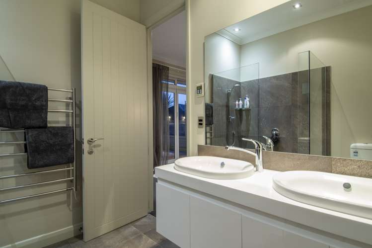 18 Jarrah Park Drive Pyes Pa_13