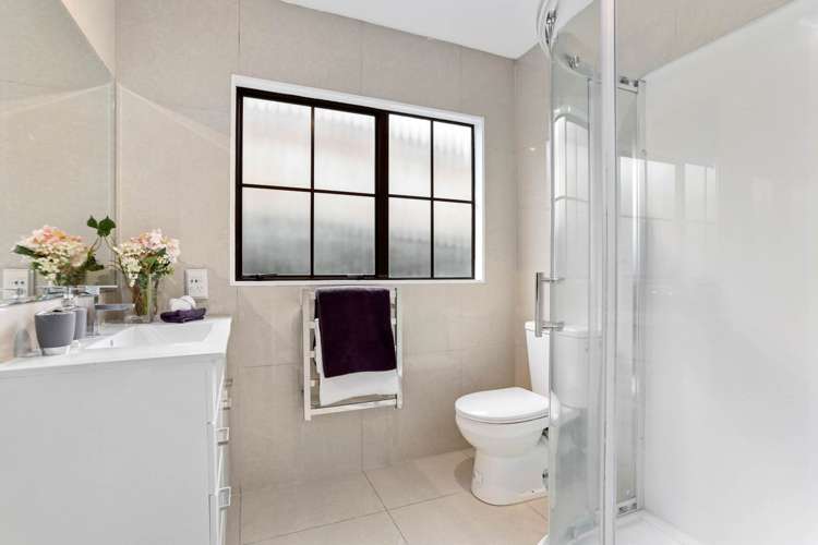 2/45 Peary Road Mount Eden_9