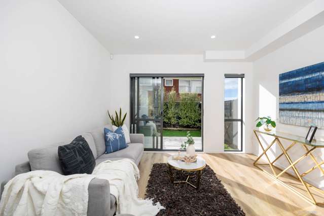 6/86 Elliot Street Pahurehure_2