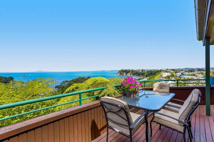 1083 Whangaparaoa Road Tindalls Beach_11