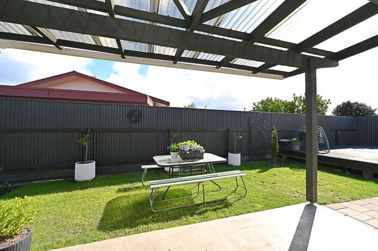 16 Lanark Crescent Tamatea_17