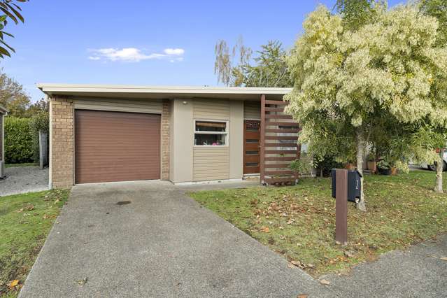 2/46 Peachgrove Road Hamilton East_1