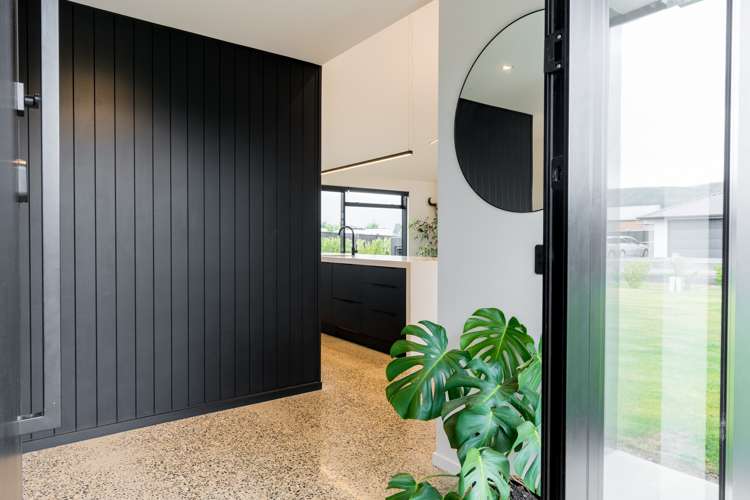 11 Three Kings Court Outram_5