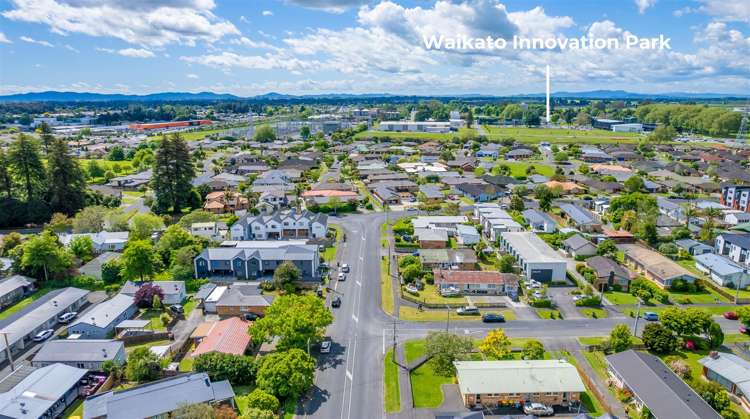 69 May Street Hamilton East_12