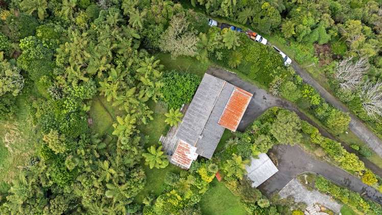 39 Victory Avenue Karori_17