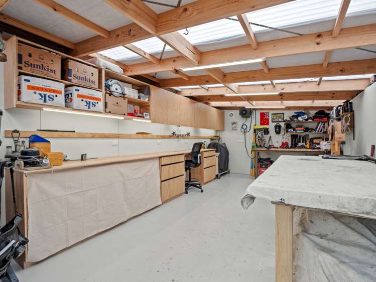 493 Peninsula Road Kelvin Heights_12