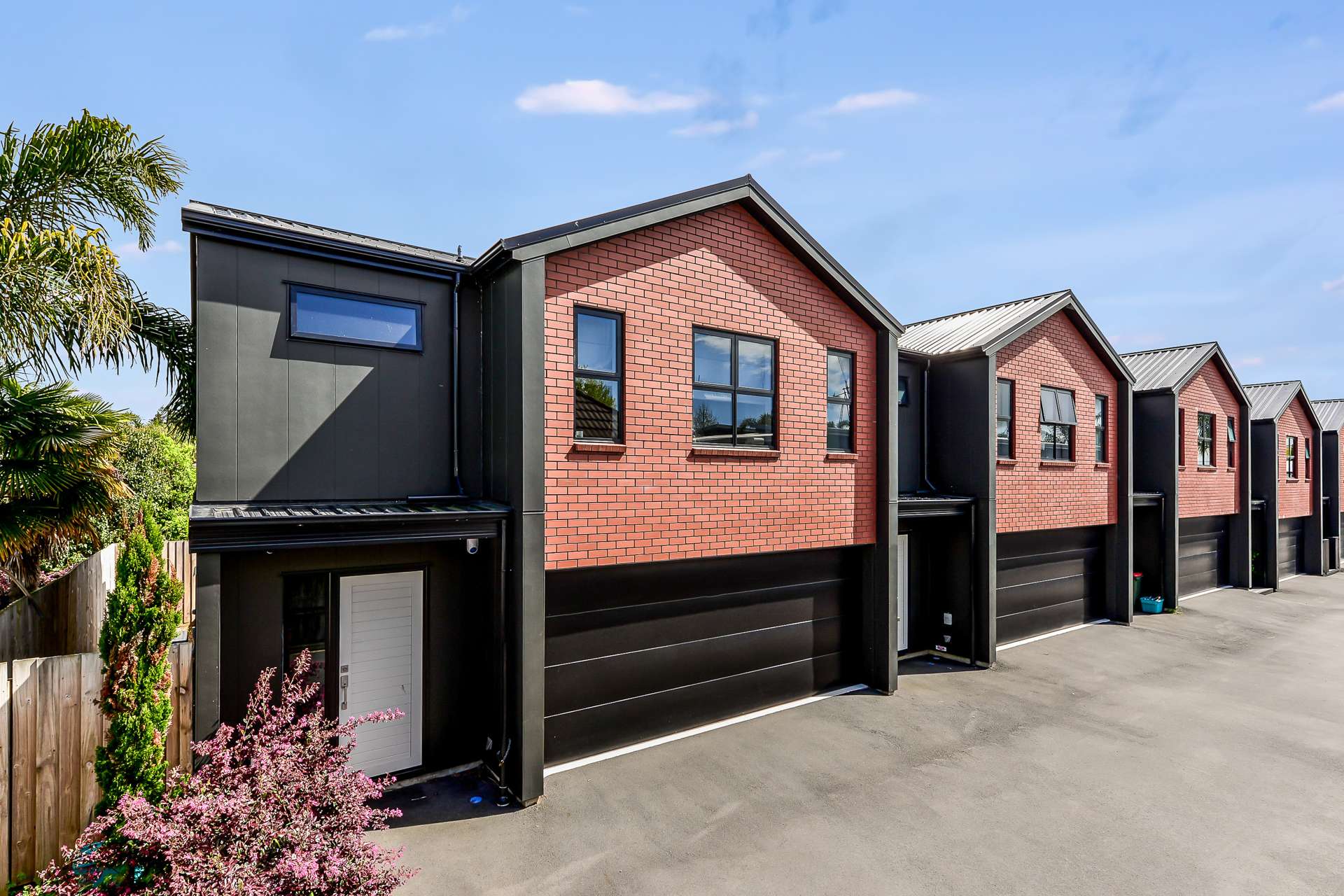 6/3 Charlemont Street Whitiora_0