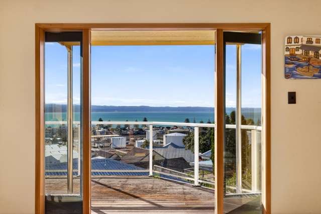 Estate Sale: Rare Gem of New Zealand Architecture