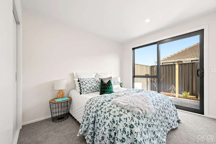 22A Palmer Crescent Silverstream_11