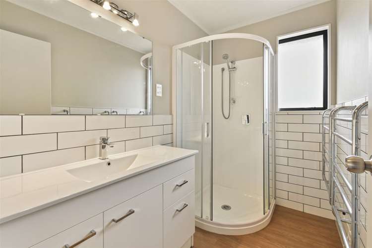 2/32 Christmas Road Manurewa_7