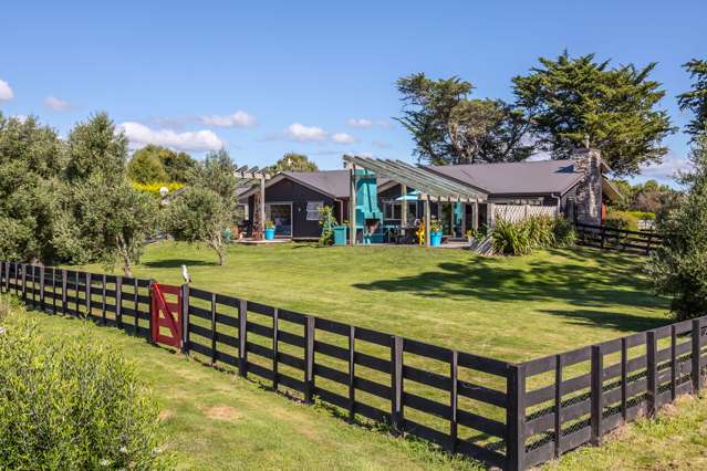 1 Campbell Drive Martinborough_3