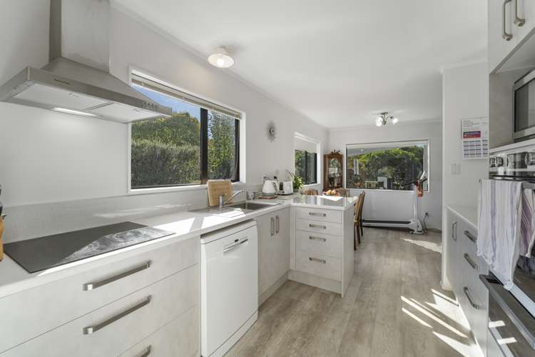 63 Convent Road Otaki_10