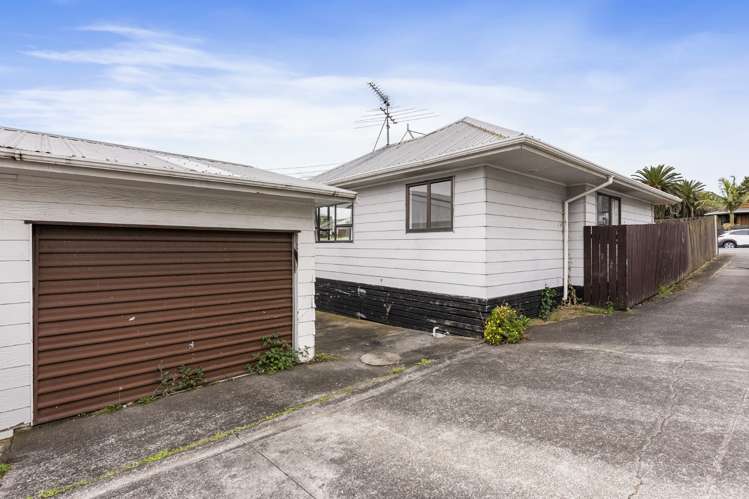 208D Shirley Road 10695_16
