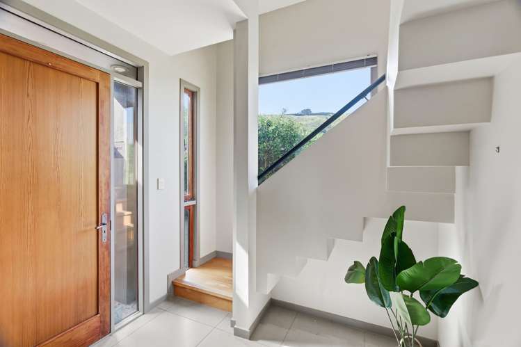 51a Colenso Street Sumner_12