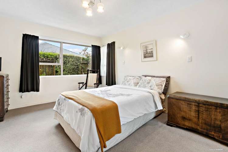 23/10 Gerard Way Saint Johns_8