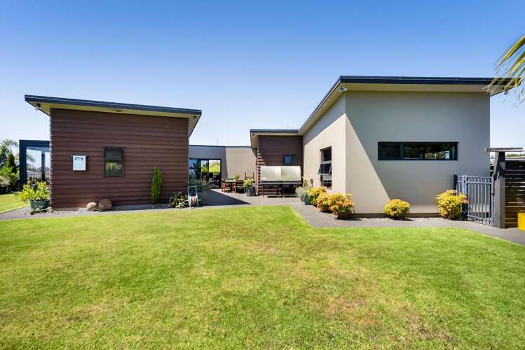 15 Links Drive Bell Block_39