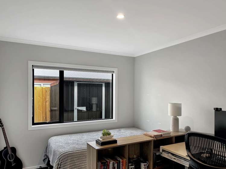 4 Grovedale Square 10629_9