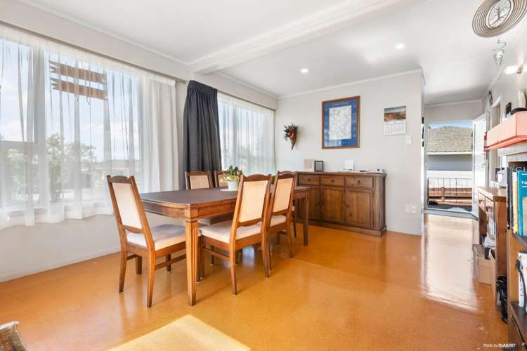 21 Allington Road Massey_10