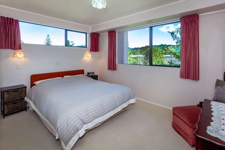 2 Chestnut Grove Tairua_13