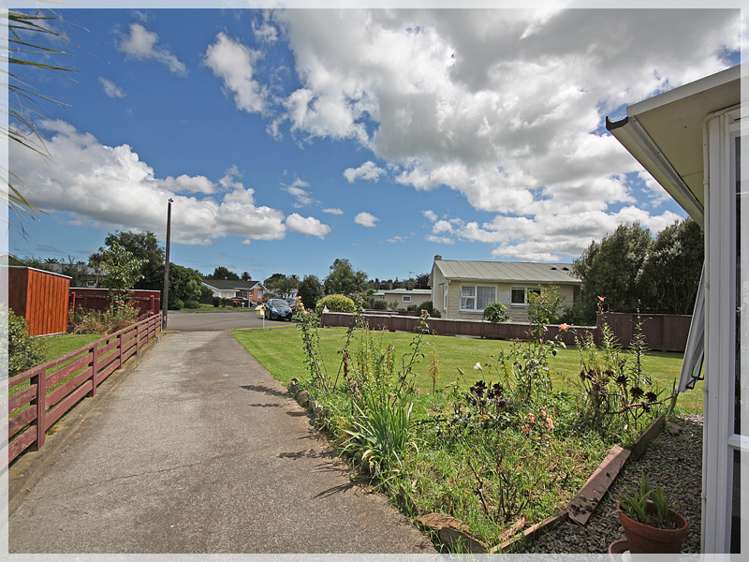 7 Harlech Street Levin_12