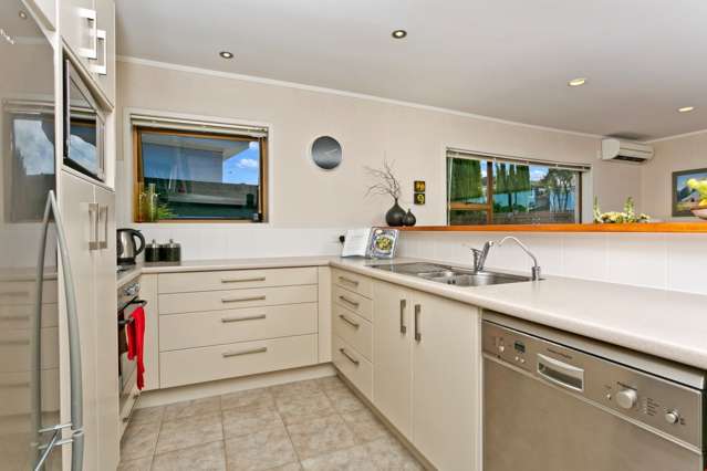 1/176 Stapleford Crescent Browns Bay_2