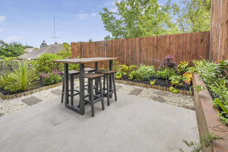 10/25 Thackeray Street Hamilton Lake_16