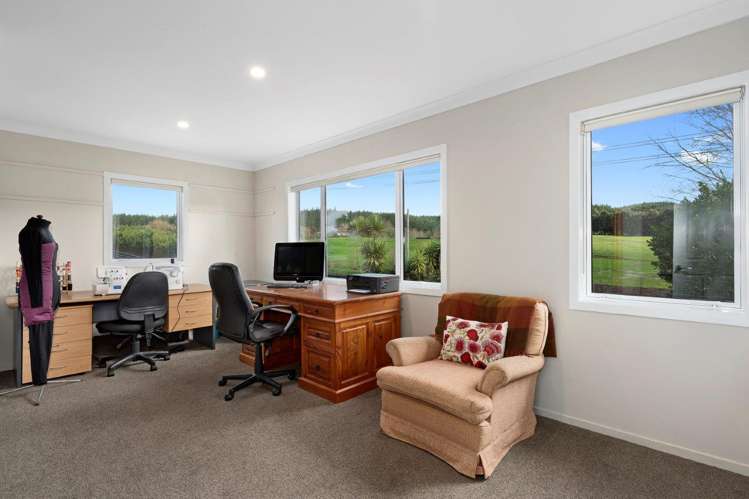 240 Mill Flat Road Riverhead_19