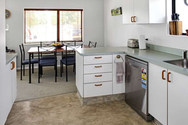 2a Liverpool Street Takaro_2