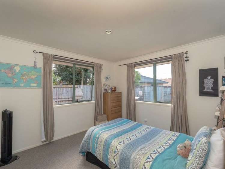 5 Locksley Lane Hamilton East_5