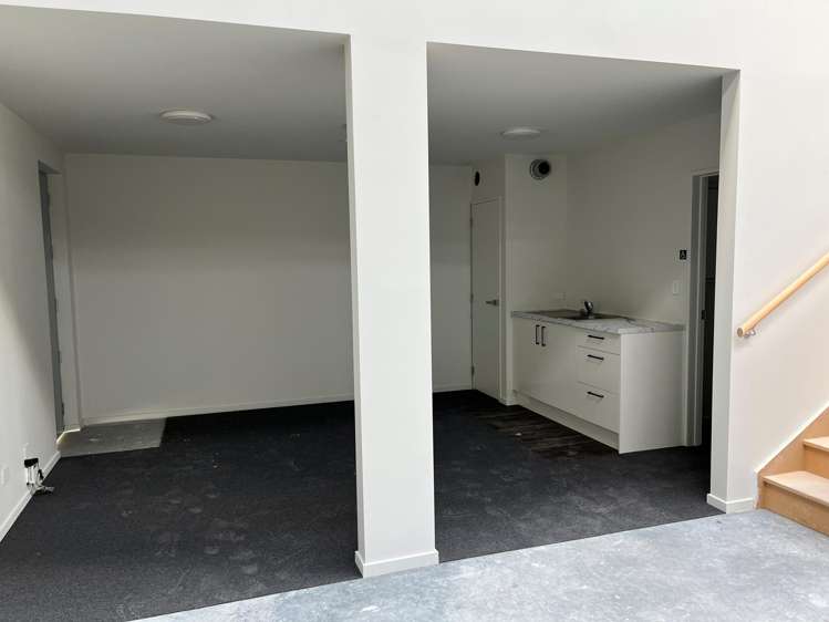 6/1 Lake Bryndwr Lane Burnside_4