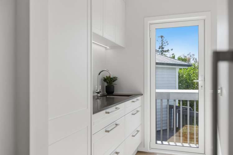 129 West Hoe Heights Orewa_9